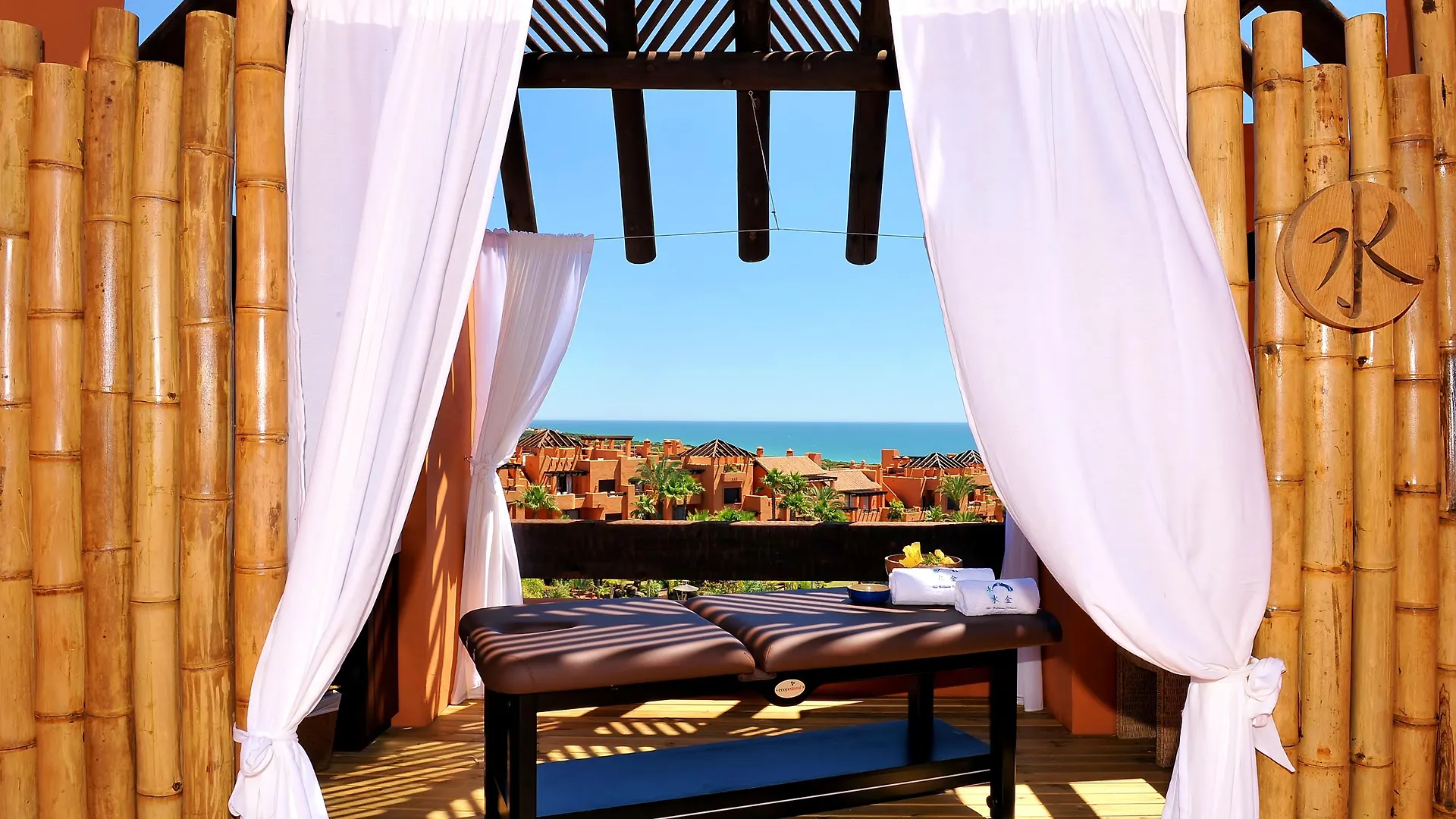 Aparthotel Novo Resort Novo Sancti Petri 5*,  Spanien