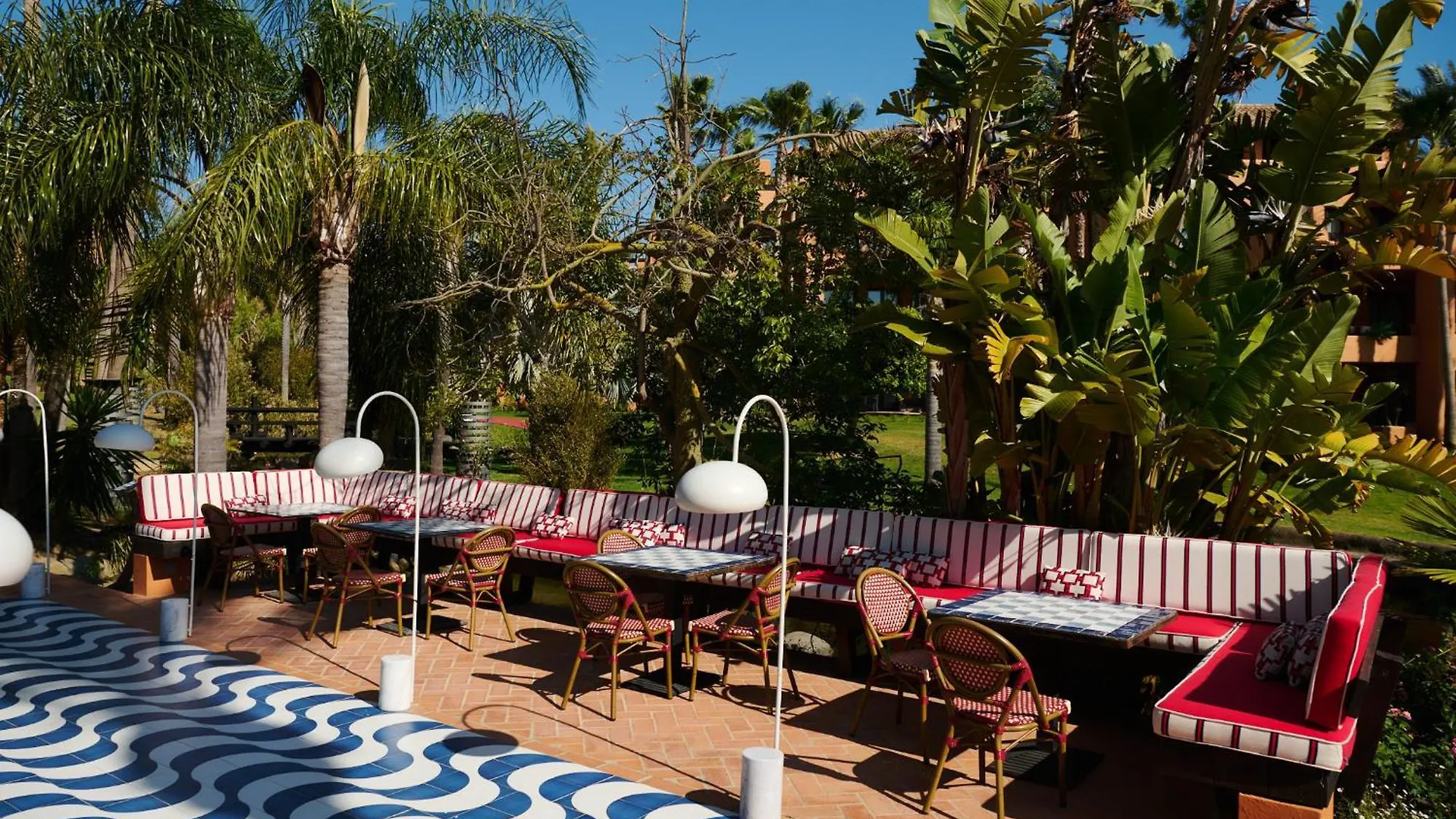 Aparthotel Novo Resort Novo Sancti Petri 5*,