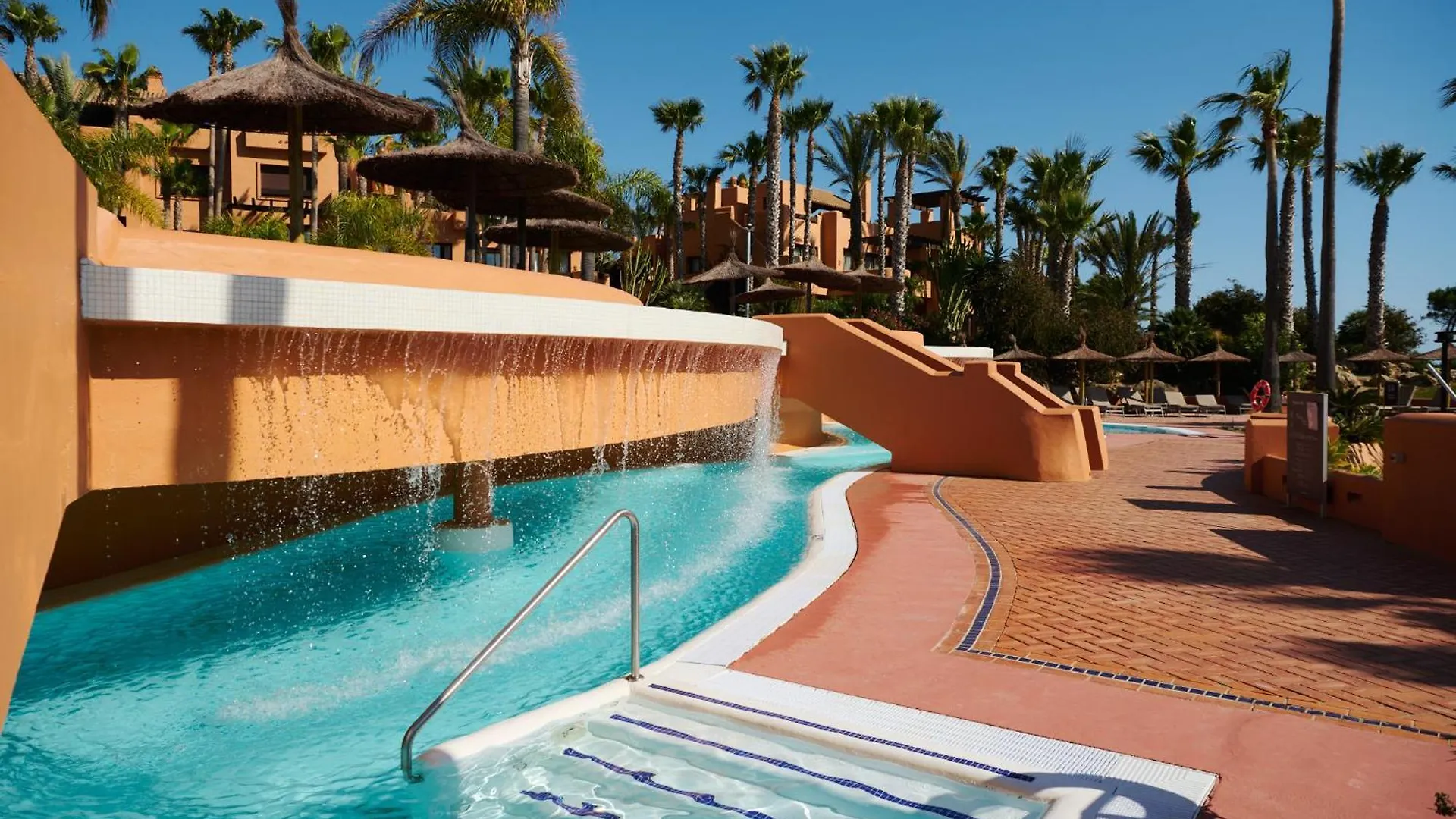 נובו סנקטי פטרי Aparthotel Novo Resort